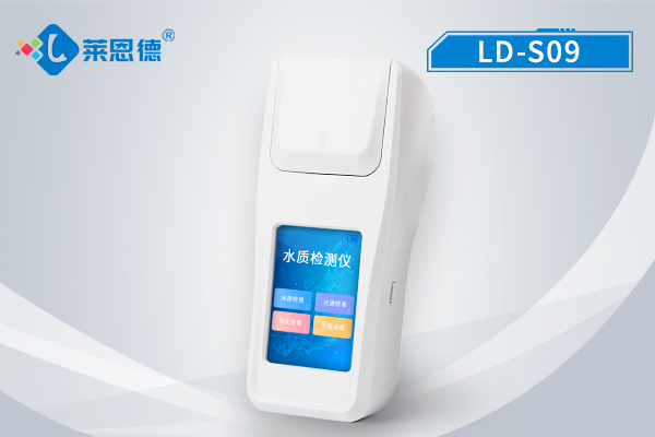 檢測魚塘水質(zhì)什么時候*好？（水質(zhì)檢測儀的多項目檢測）