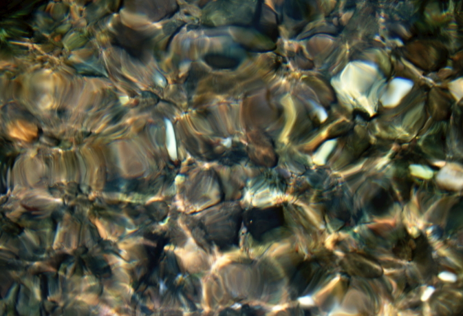 水質(zhì)檢測(cè)數(shù)據(jù)準(zhǔn)確性會(huì)受到哪些因素的影響？